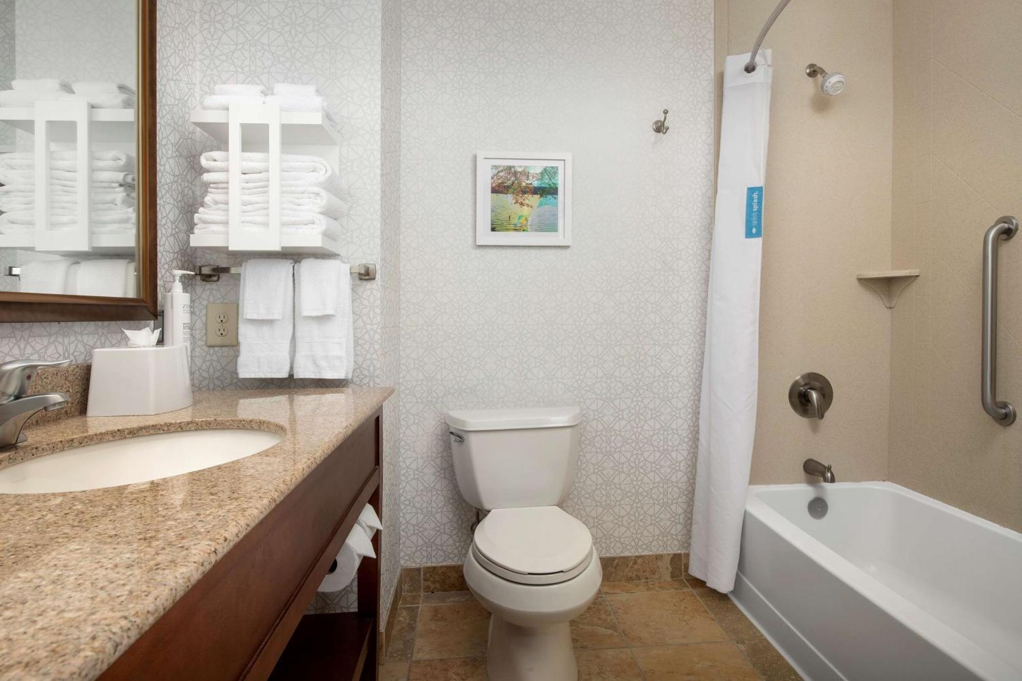 Hampton Inn & Suites Holly Springs Exteriör bild